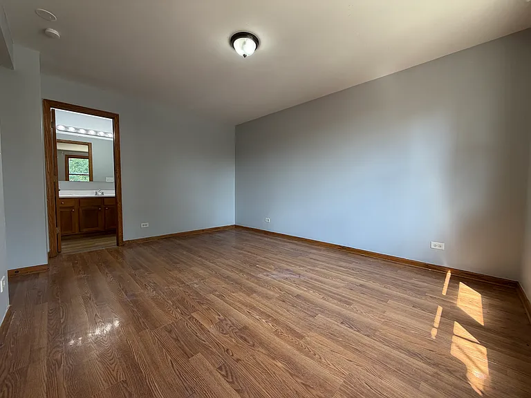 3325 W Fulton Blvd #2 — Photo 9