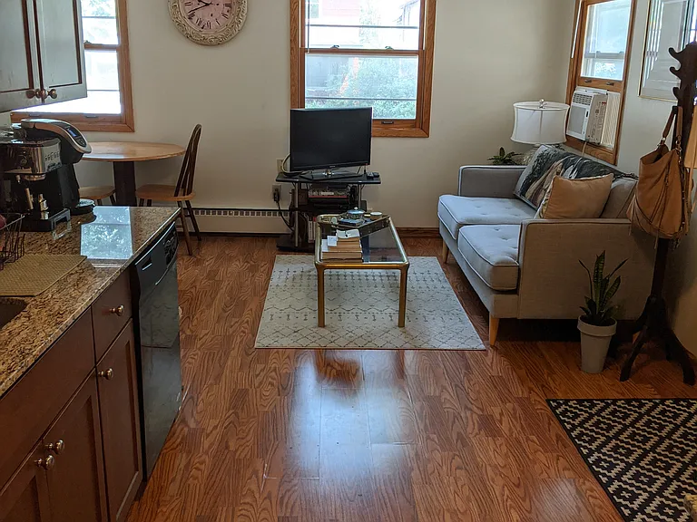 830 Laurel Ave #6 — Photo 7