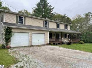 660 E Ritchie Rd, Lincoln, MI 48742