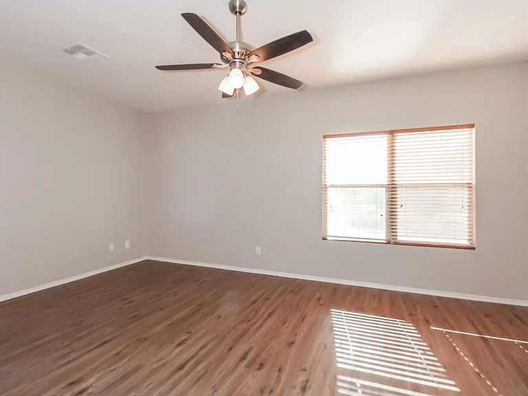 3670 S Western Way — Photo 13