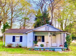 360 16th Ave NE, Hickory, NC 28601