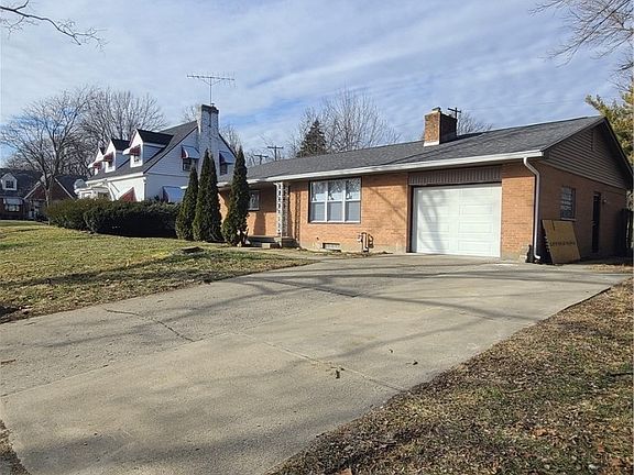 2nd image of 3115 Harvard Blvd