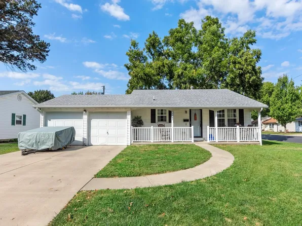 1101 Stone St, Red Bud, IL 62278