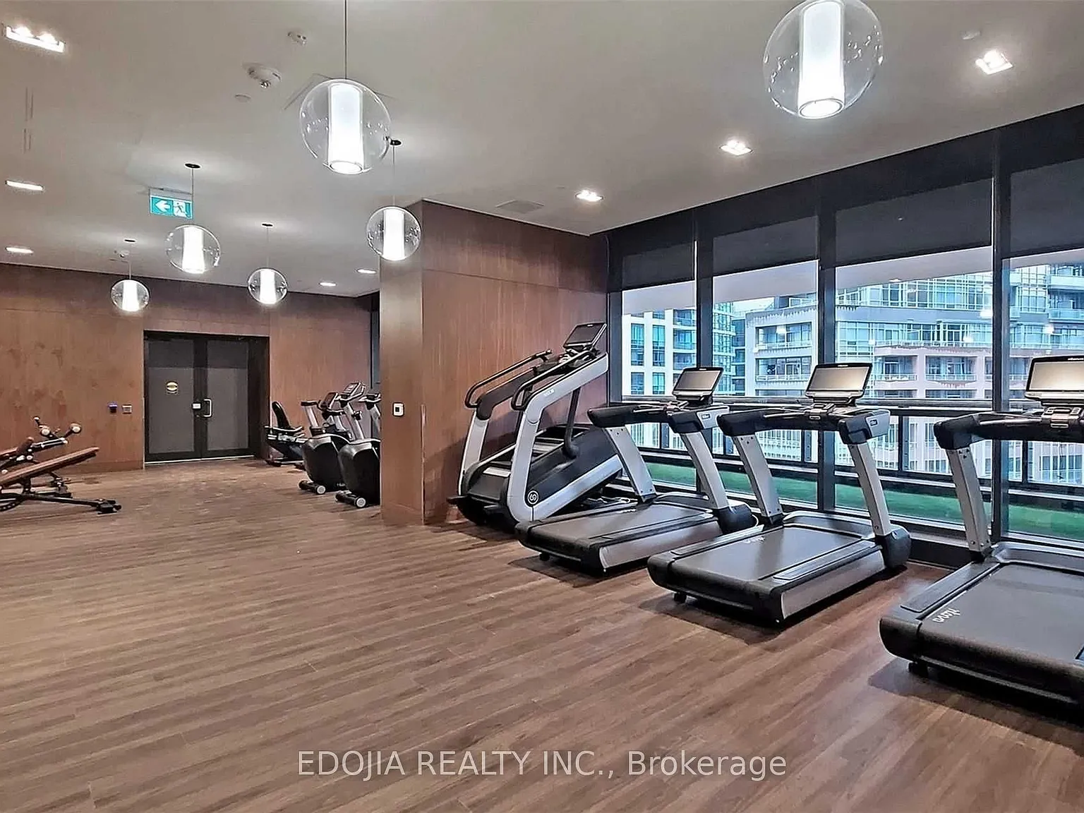2 bed, $3,250 — Photo 2