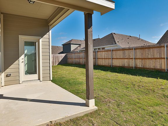 4th image of 6305 Promenade Dr