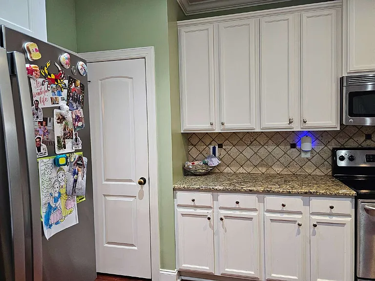 305 Skipping Water Dr — Photo 11