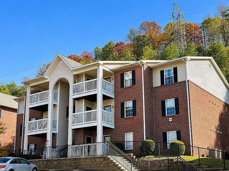 The Peaks of Knoxville Apartment — Photo 8
