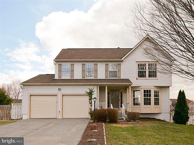 1st image of 112 Fairfax Dr