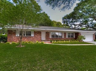 11621 Carrollwood Dr, Tampa, FL 33618