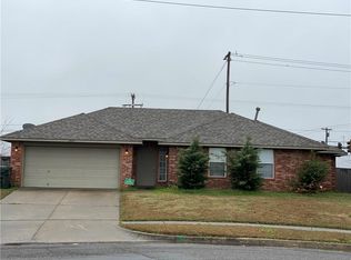 1904 Shadow St, Norman, OK 73071