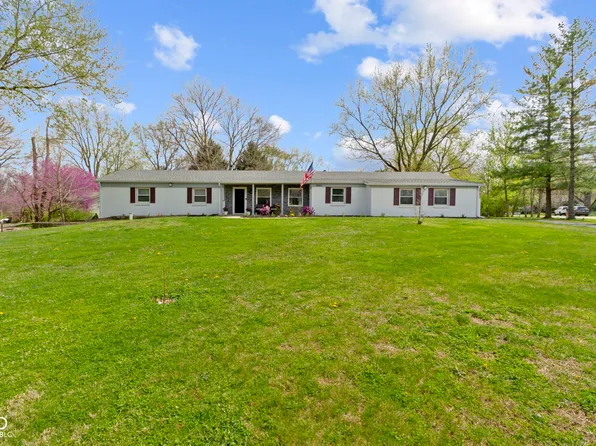 10421 Hillsdale Dr, Carmel, IN 46032