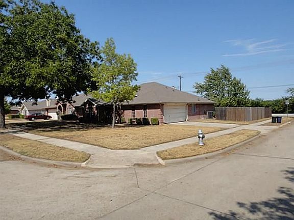 2nd image of 1019 Alden Dr