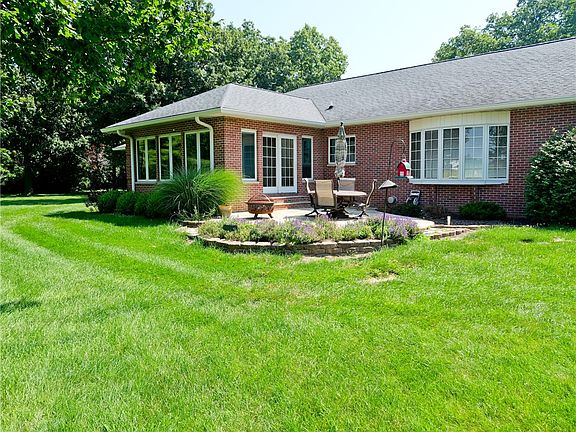 3rd image of 3007 Blackstone Dr