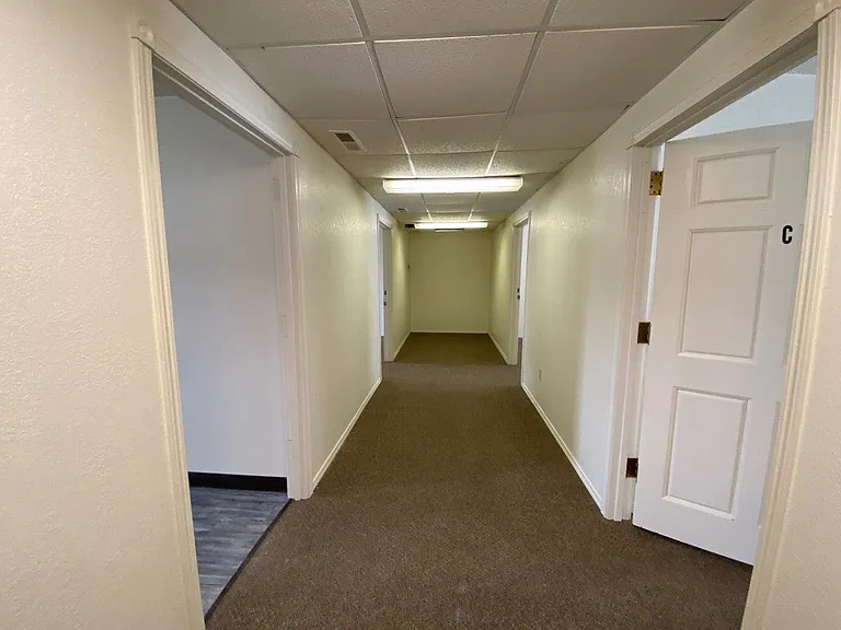 Highland Apartments — Photo 6