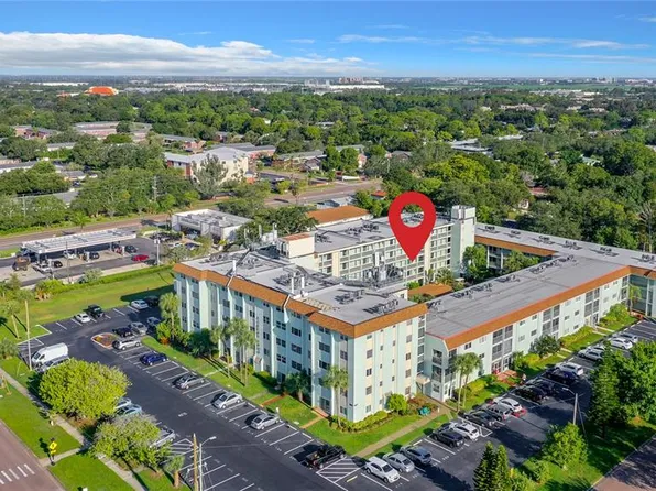 801 83rd Ave N APT 511, Saint Petersburg, FL 33702