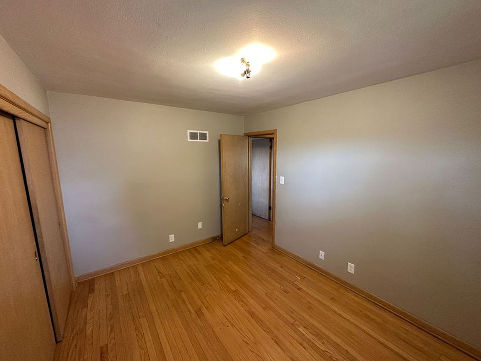 1st image of 4139 N 91st St #3