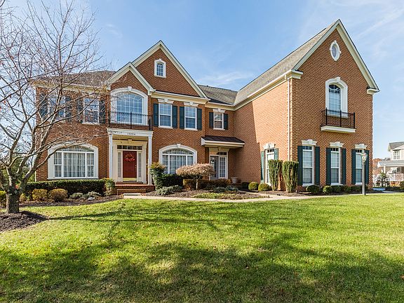 4th image of 15804 Kensington Palace Ct