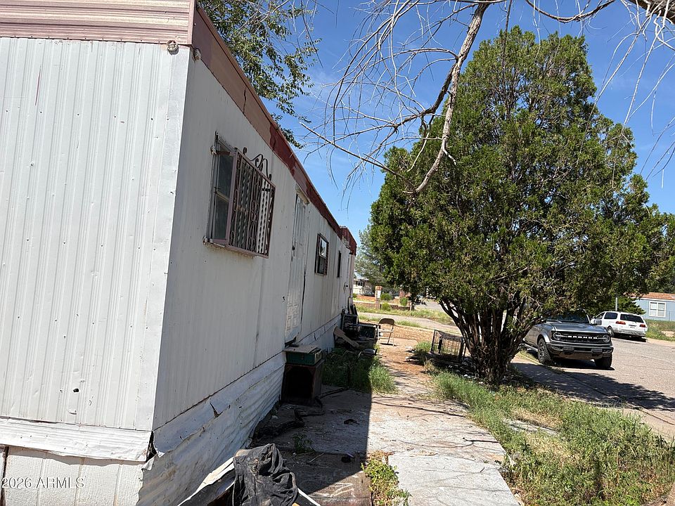 2nd image of 2245 WIGWAM Circle