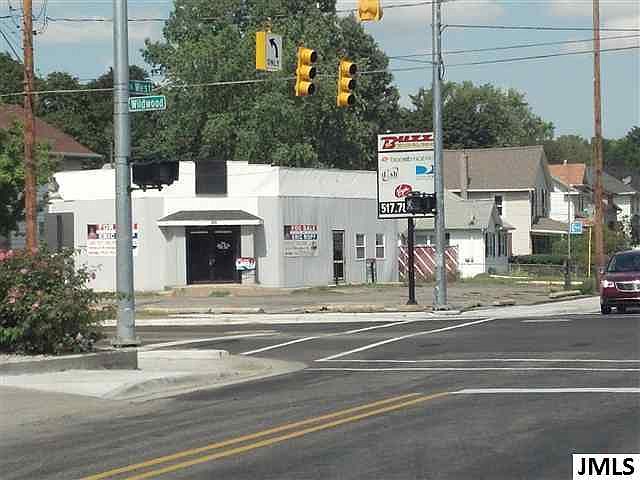 1st image of 800 Wildwood Ave