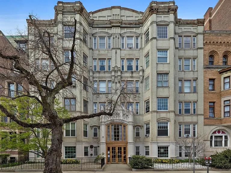 520 Beacon St #2F — Photo 17