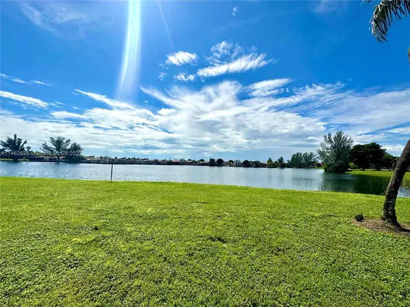 2580 W 67th Pl APT 101-1, Hialeah, FL 33016