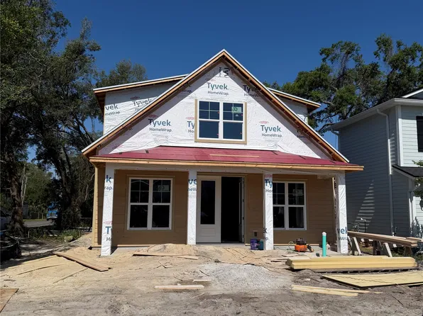 653 S 7th St, Fernandina Beach, FL 32034