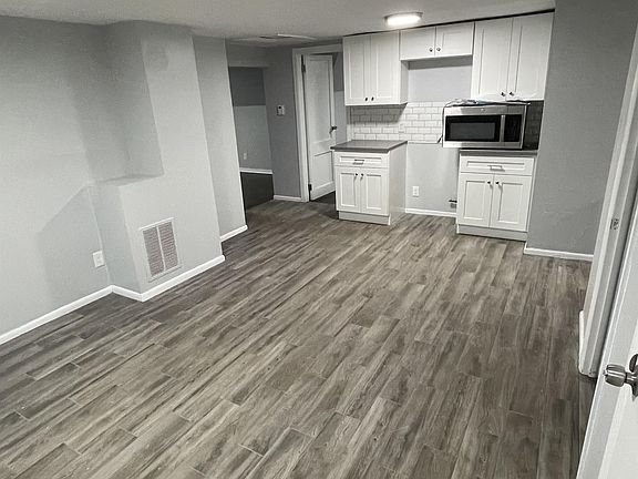4th image of 626 Savin Ave #3