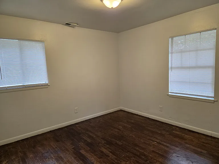 1603 Apple Valley Dr — Photo 6