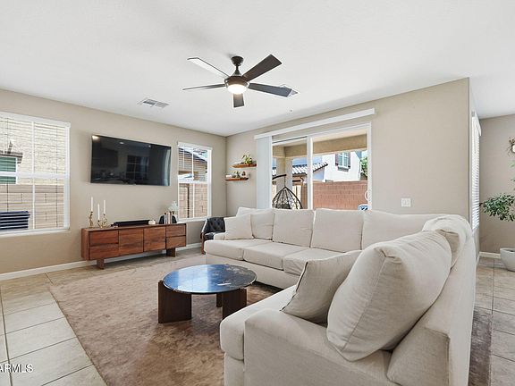 4th image of 1255 N ARIZONA Avenue #1022