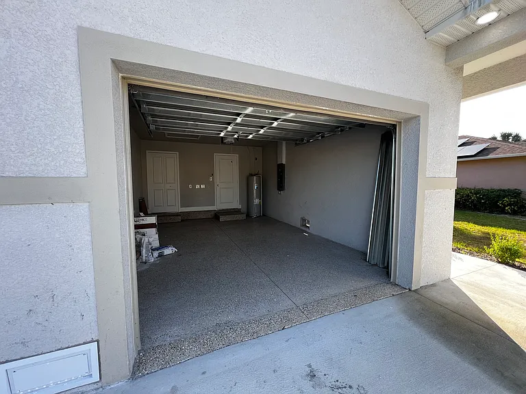 1 car garage