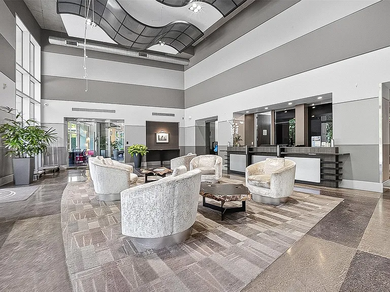 1901 Post Oak Blvd #3210 — Photo 20