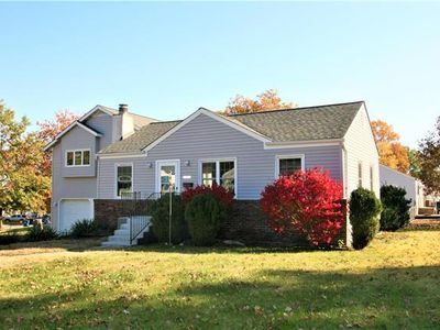 10838 Saint Xavier Ln, Saint Ann, MO, 63074