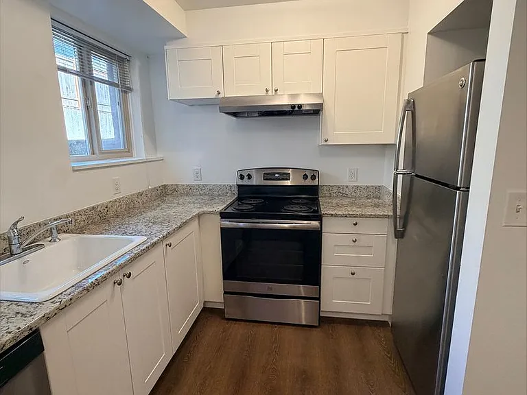4203 & 4205 Evanston Ave N — Photo 2