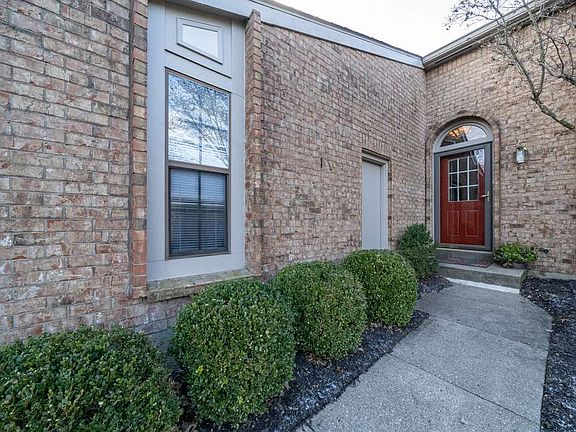 3rd image of 6540 Summerfield Dr
