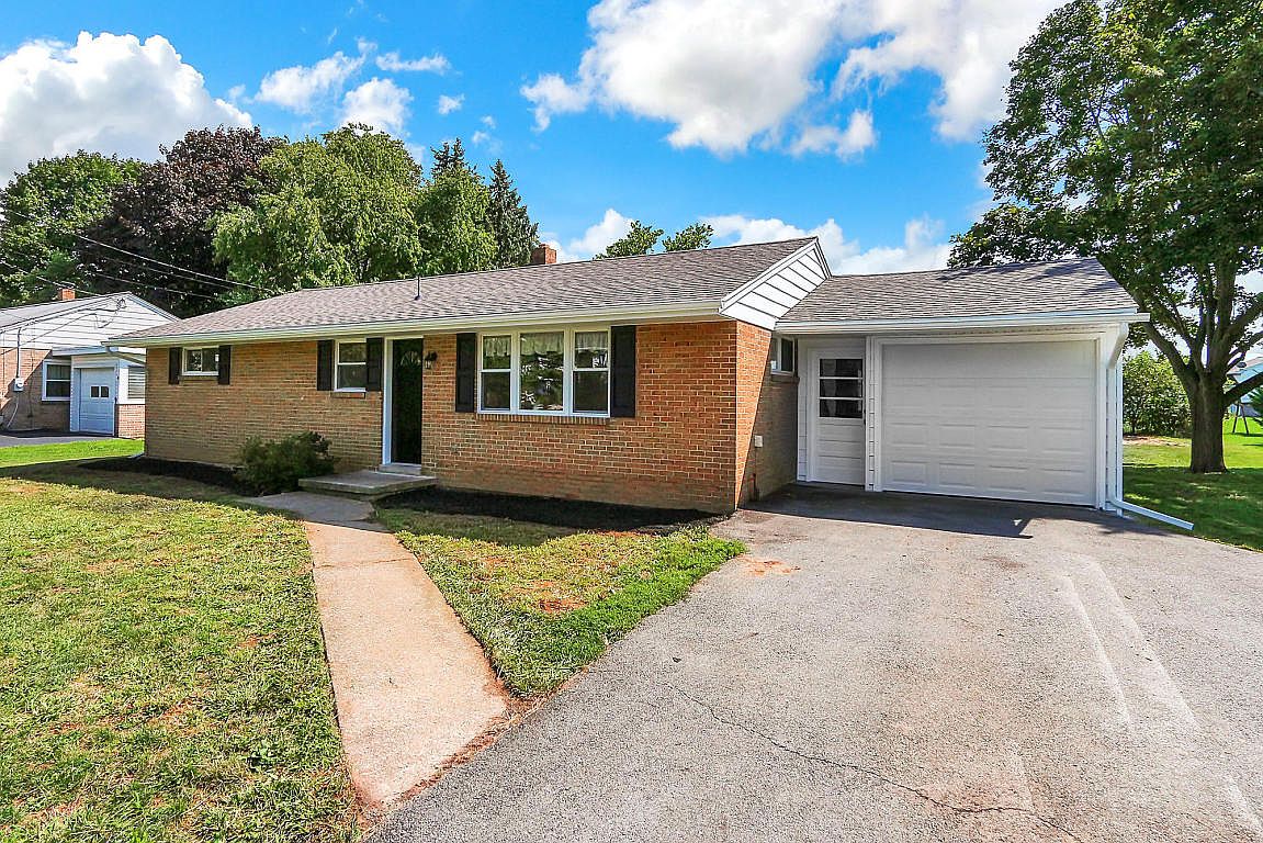 1974 Harrisburg Ave, Mount Joy, PA 17552 Zillow