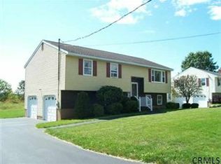 25 Broadway, Amsterdam, NY 12010