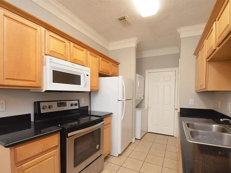 11045 Landswalk Dr #115 — Photo 22