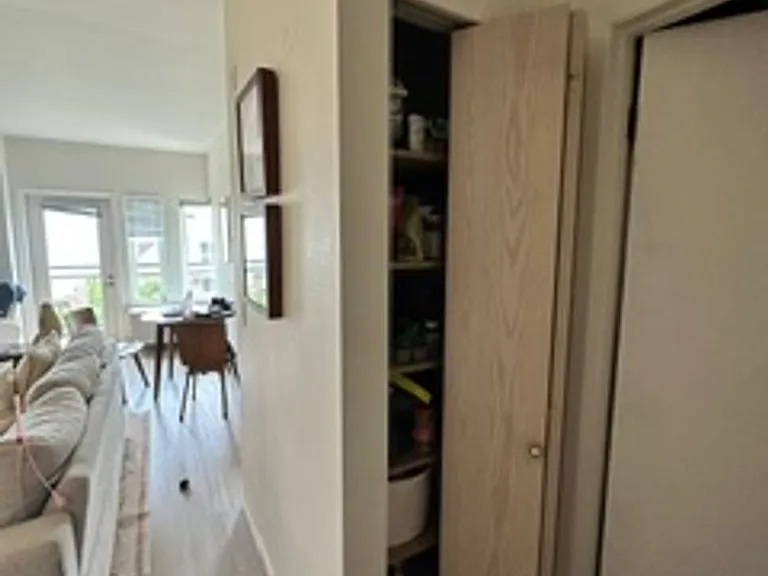 1835 Queen Anne Ave N #303 — Photo 7
