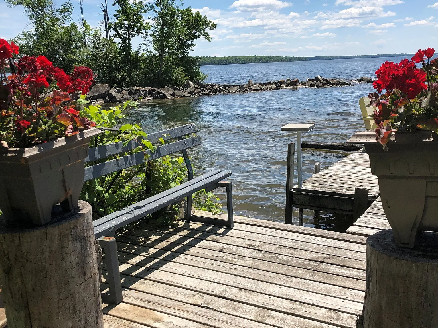 3 bed, $3,000 — Photo 2