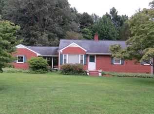 5760 Summit Ave, Browns Summit, NC 27214