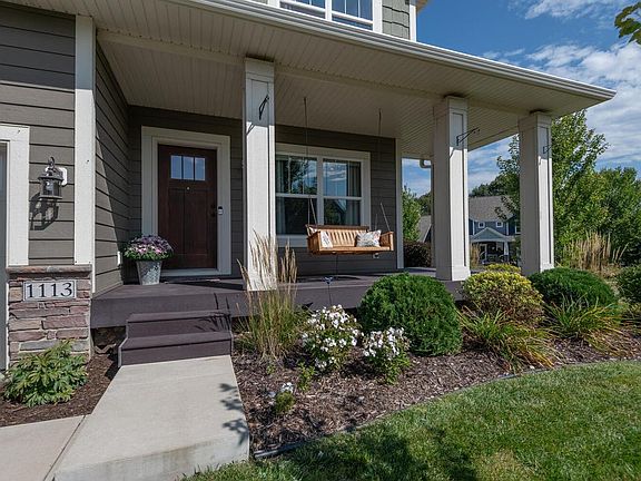 2nd image of 1113 Rosemary Ln