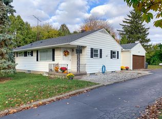 8105 N Woodlawn Dr, Piqua, OH
