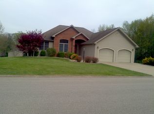 279 Hannah Ave, Seymour, IN 47274