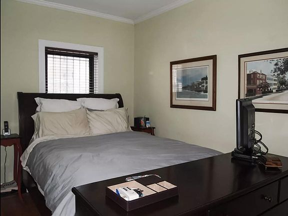 5th image of 850 W Buckingham Pl #1Z