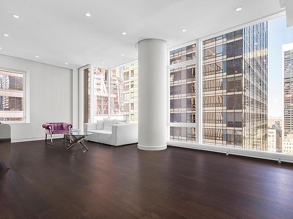 2nd image of 20 W 53rd St #24C