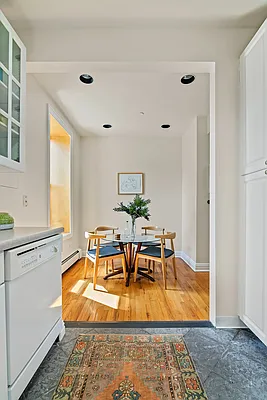 Sold by Compass | media 5