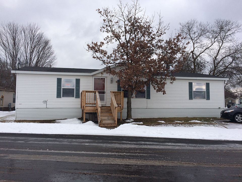 1st image of 7001 Birchview Ln NE