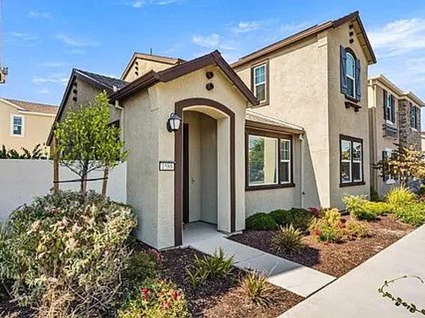 1588 Parkside Way