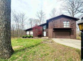 4226 Fox Creek Rd, Mount Vernon, IL 62864