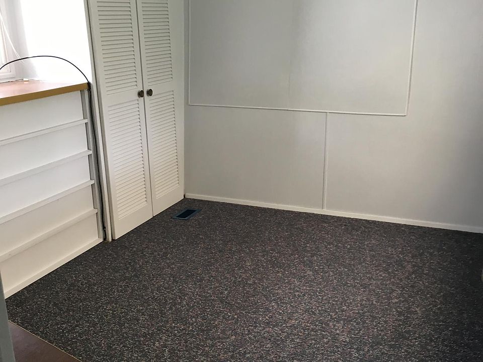 2nd image of 841 Teal Dr